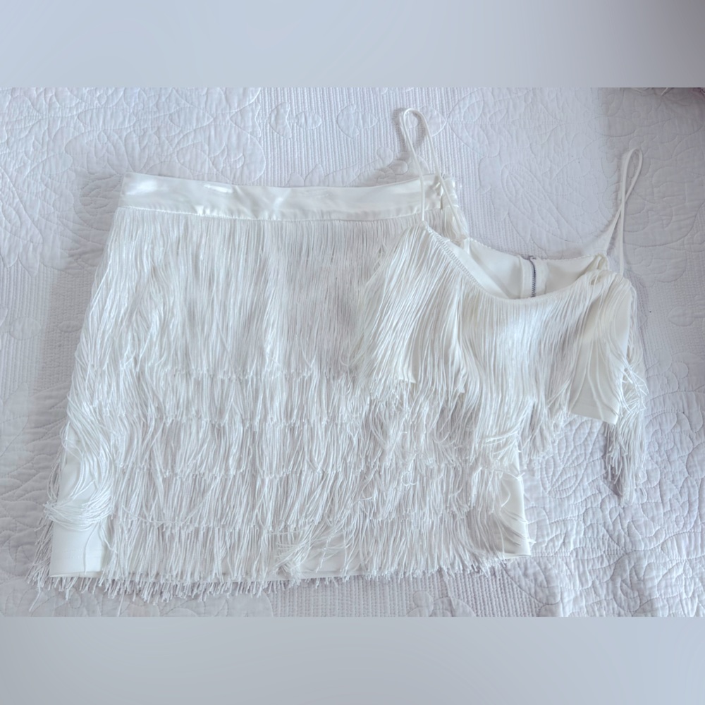 White fringe mini skirt set